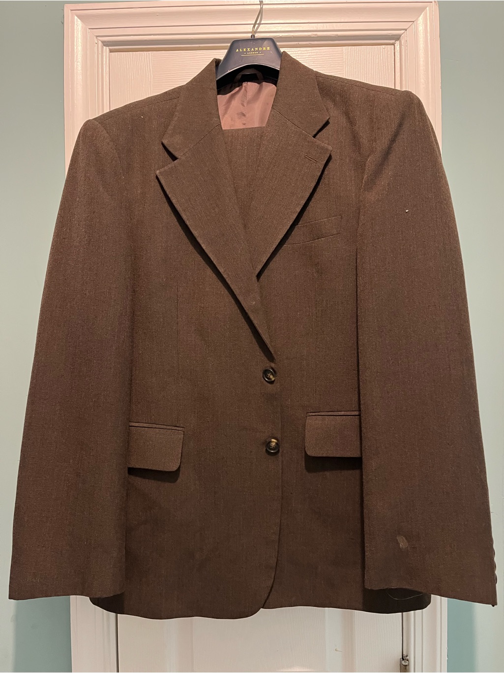 Custom Made Brown Mens Tailored Suit Size 44